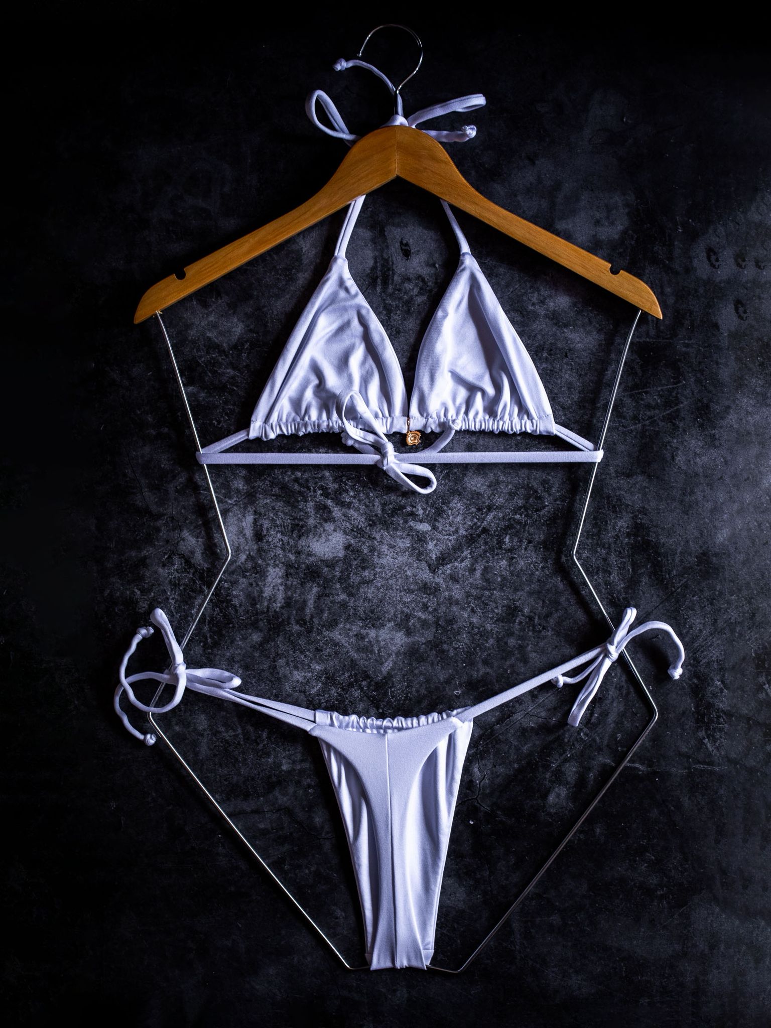 BIKINI BLANCO - Imagen 2