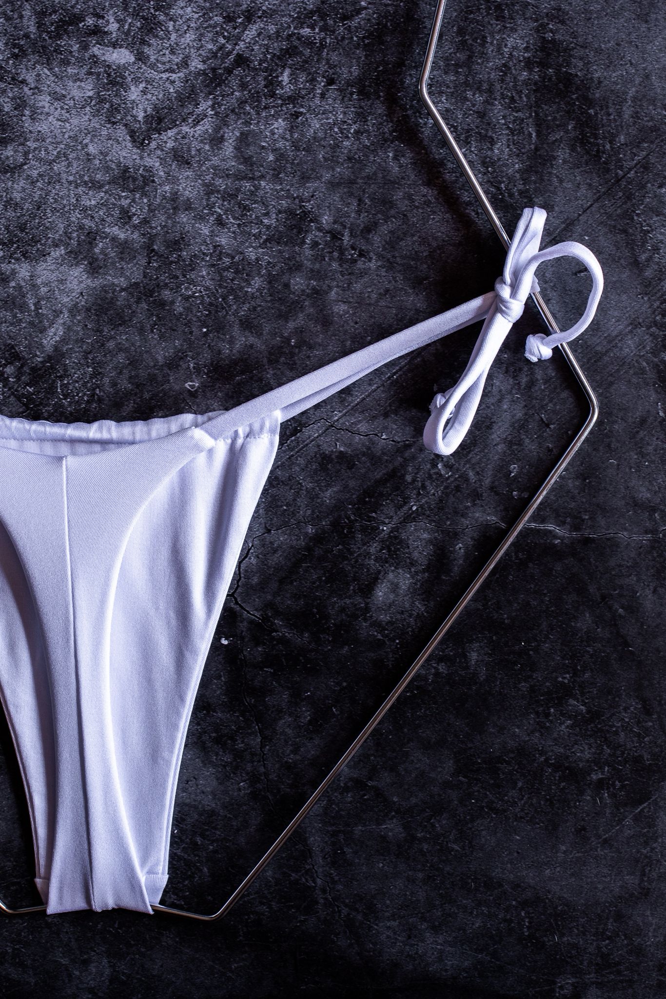 BIKINI BLANCO - Imagen 3