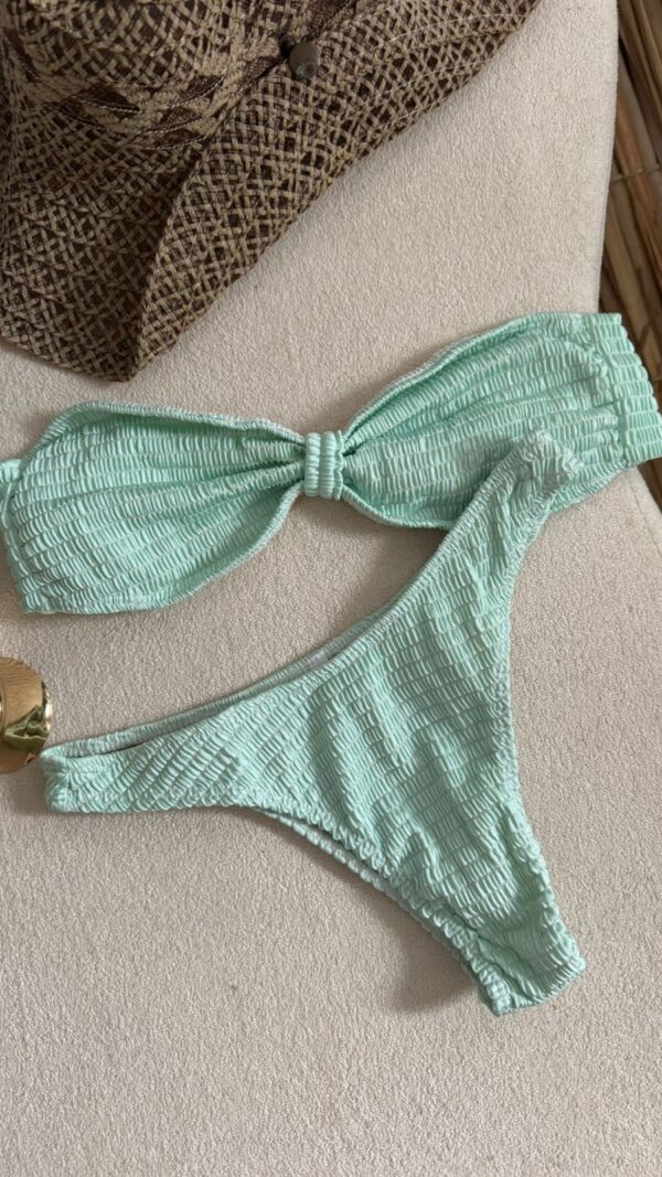 La talla se confirma por WhatsApp.
Puedes comprar directamente en la web o escribirnos y finalizamos tu pedido contigo.
Detrás de cada compra hay una persona real que te contactará antes del envío para confirmarlo todo 🤍