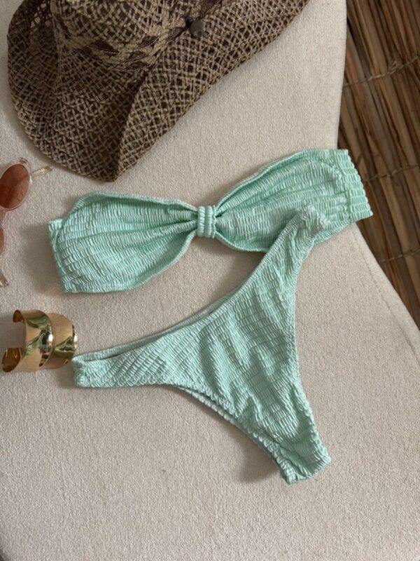 La talla se confirma por WhatsApp.
Puedes comprar directamente en la web o escribirnos y finalizamos tu pedido contigo.
Detrás de cada compra hay una persona real que te contactará antes del envío para confirmarlo todo 🤍