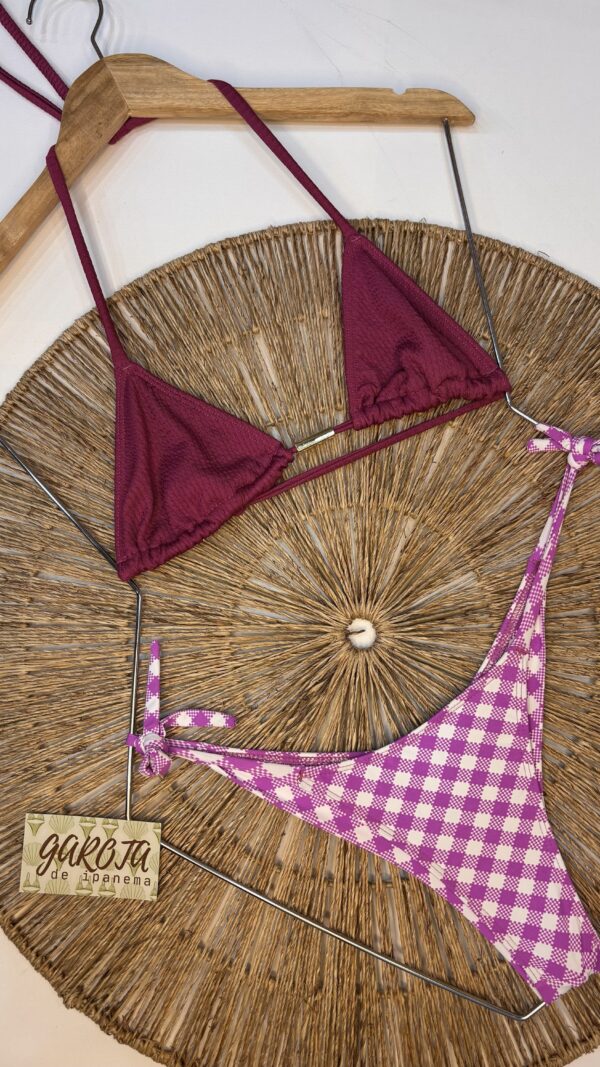 La talla se confirma por WhatsApp.
Puedes comprar directamente en la web o escribirnos y finalizamos tu pedido contigo.
Detrás de cada compra hay una persona real que te contactará antes del envío para confirmarlo todo 🤍