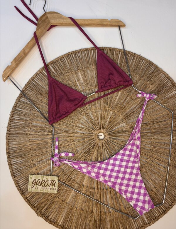 La talla se confirma por WhatsApp.
Puedes comprar directamente en la web o escribirnos y finalizamos tu pedido contigo.
Detrás de cada compra hay una persona real que te contactará antes del envío para confirmarlo todo 🤍