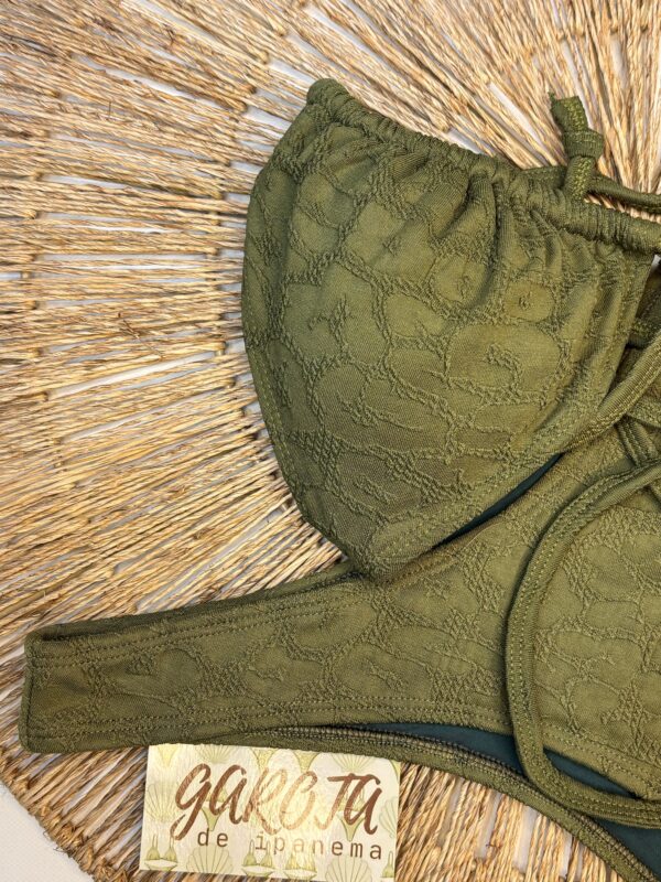 La talla se confirma por WhatsApp.
Puedes comprar directamente en la web o escribirnos y finalizamos tu pedido contigo.
Detrás de cada compra hay una persona real que te contactará antes del envío para confirmarlo todo 🤍