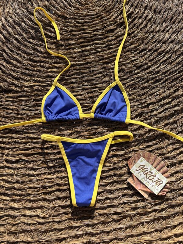 La talla se confirma por WhatsApp.
Puedes comprar directamente en la web o escribirnos y finalizamos tu pedido contigo.
Detrás de cada compra hay una persona real que te contactará antes del envío para confirmarlo todo 🤍